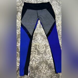Ardene Active Wear Leggings in Gray and Blue